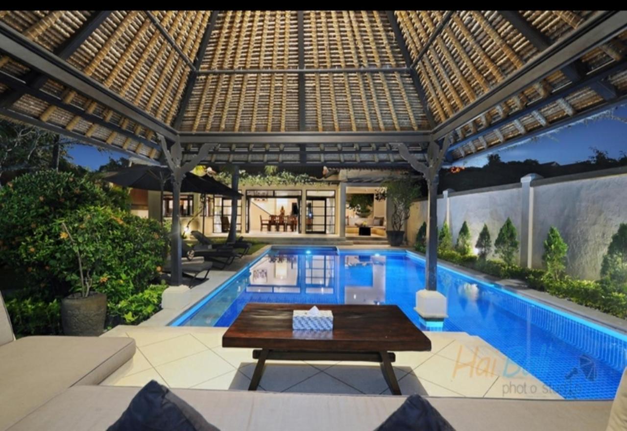 Villa Seminyak William Εξωτερικό φωτογραφία