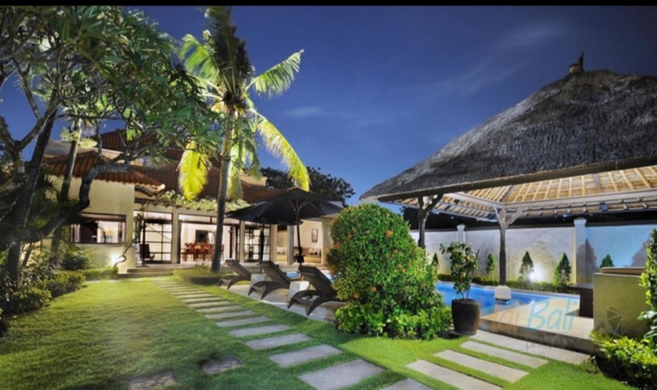 Villa Seminyak William Εξωτερικό φωτογραφία